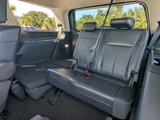 Certified 2024 Ford Expedition XLT image 15