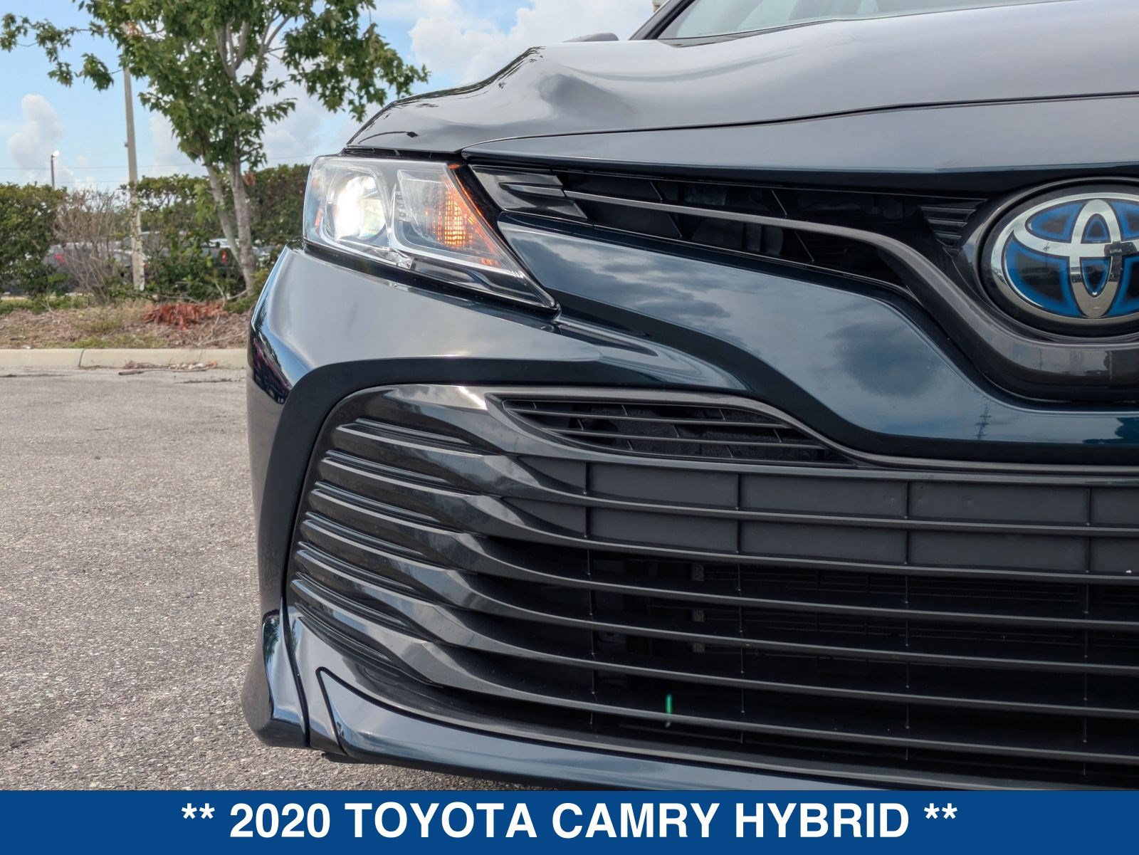 Used 2020 Toyota Camry LE w/ Fleet Convenience Package FWD image 9
