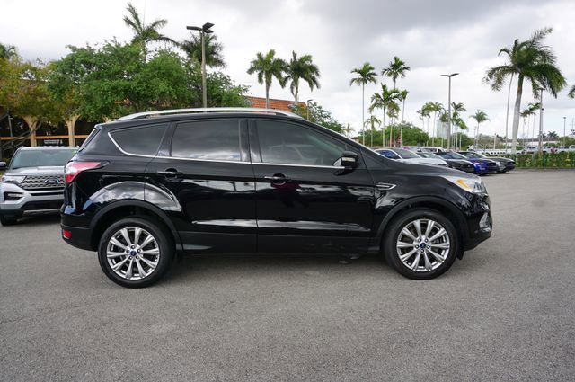 Certified 2018 Ford Escape Titanium FWD image 4