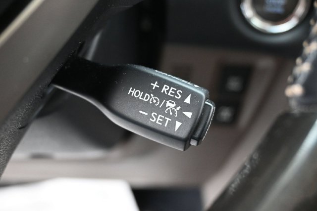 Used 2021 Lexus GX 460 Premium w/ Premium Package AWD/4WD image 19