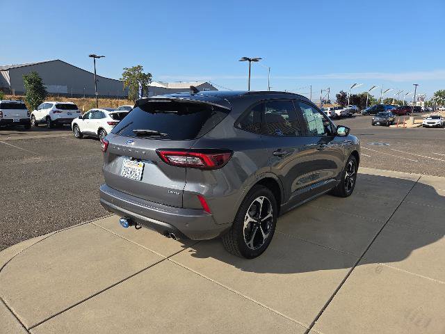 Certified 2023 Ford Escape ST-Line Select w/ Tech Pack #2 image 5