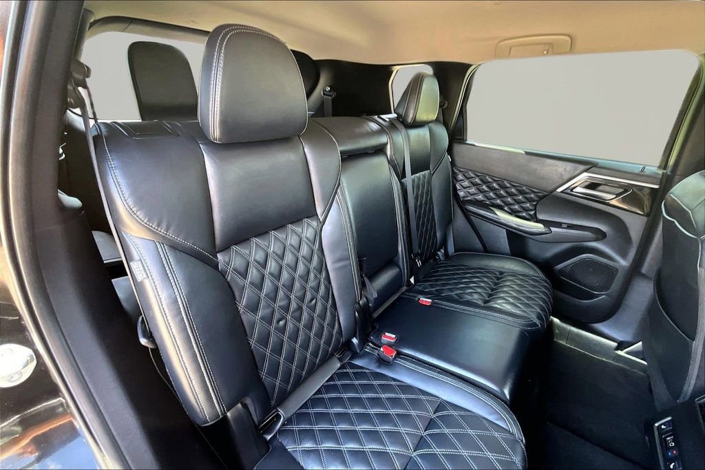 Used 2022 Mitsubishi Outlander SEL AWD/4WD image 27