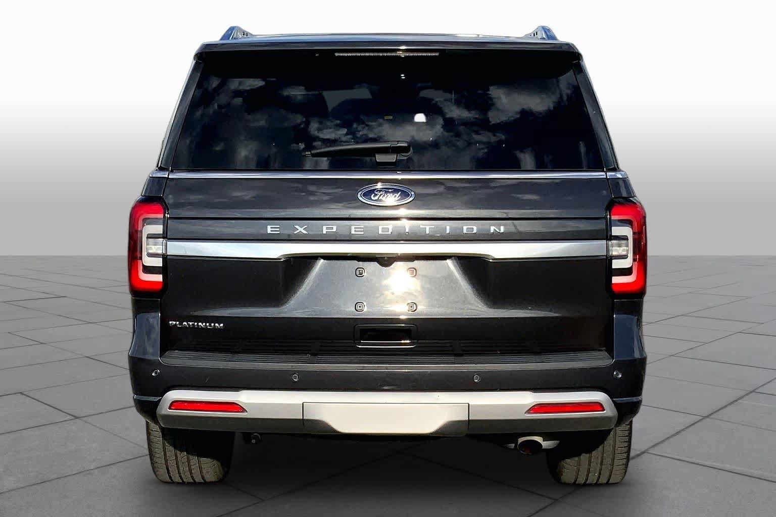 Certified 2023 Ford Expedition Platinum AWD/4WD image 5