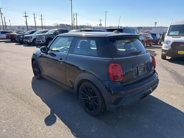 Used 2022 MINI Cooper S image 2