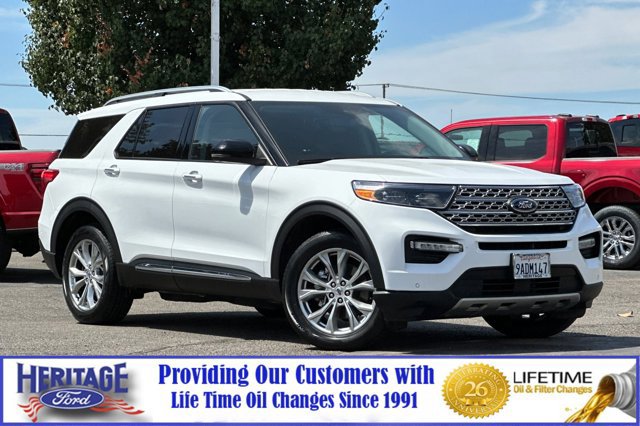 Certified 2022 Ford Explorer Limited w/ Equipment Group 301A image 2