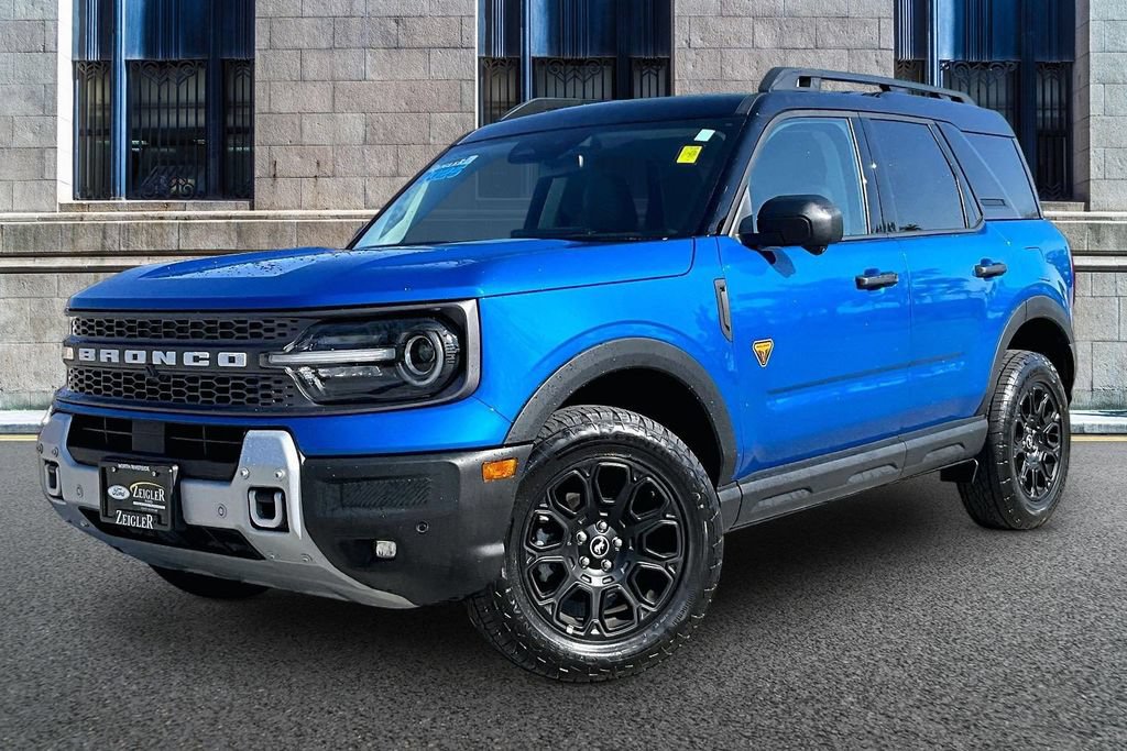 Certified 2025 Ford Bronco Sport Badlands AWD/4WD image 2