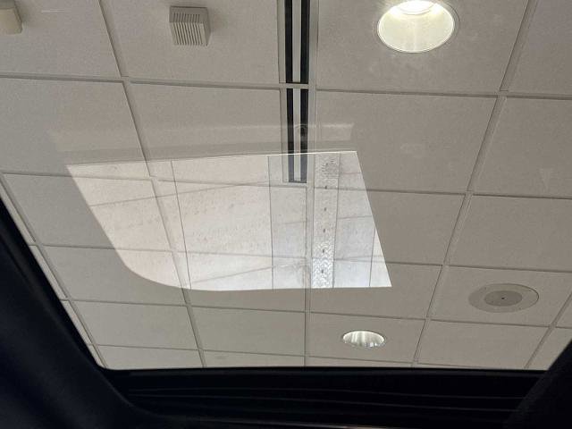 Certified 2024 Ford Expedition Limited image 18