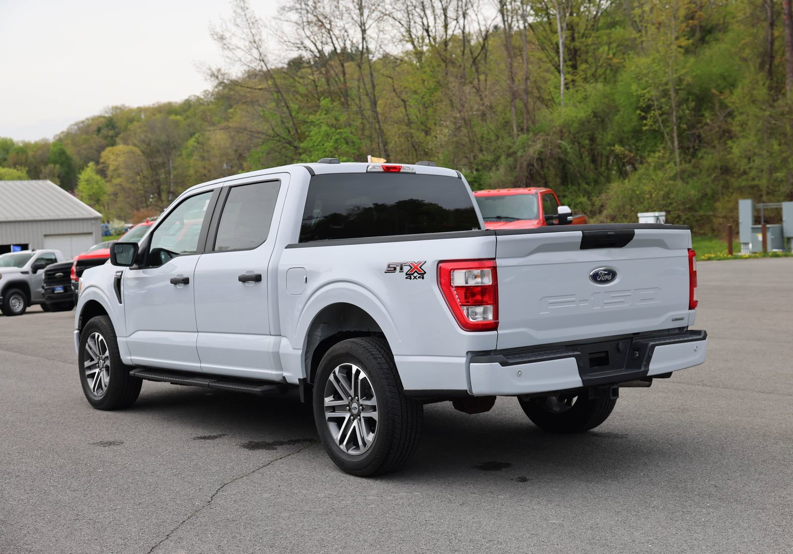 Certified 2022 Ford F150 XL w/ STX Appearance Package AWD/4WD image 5