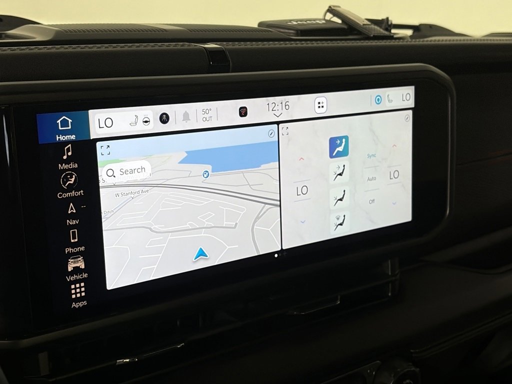 Used 2024 Jeep Wrangler Unlimited Rubicon w/ Technology Group image 20