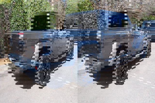 Used 2022 Jeep Gladiator Sport image 5