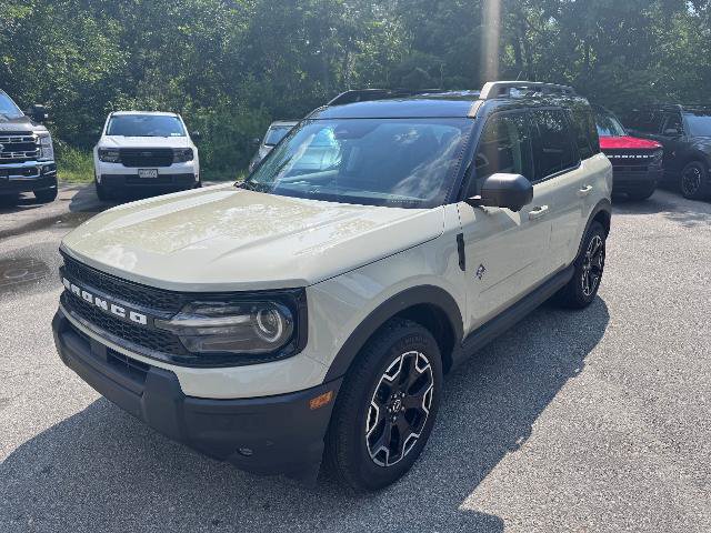 Certified 2025 Ford Bronco Sport Outer Banks w/ Outer Banks Tech Package+ AWD/4WD image 6