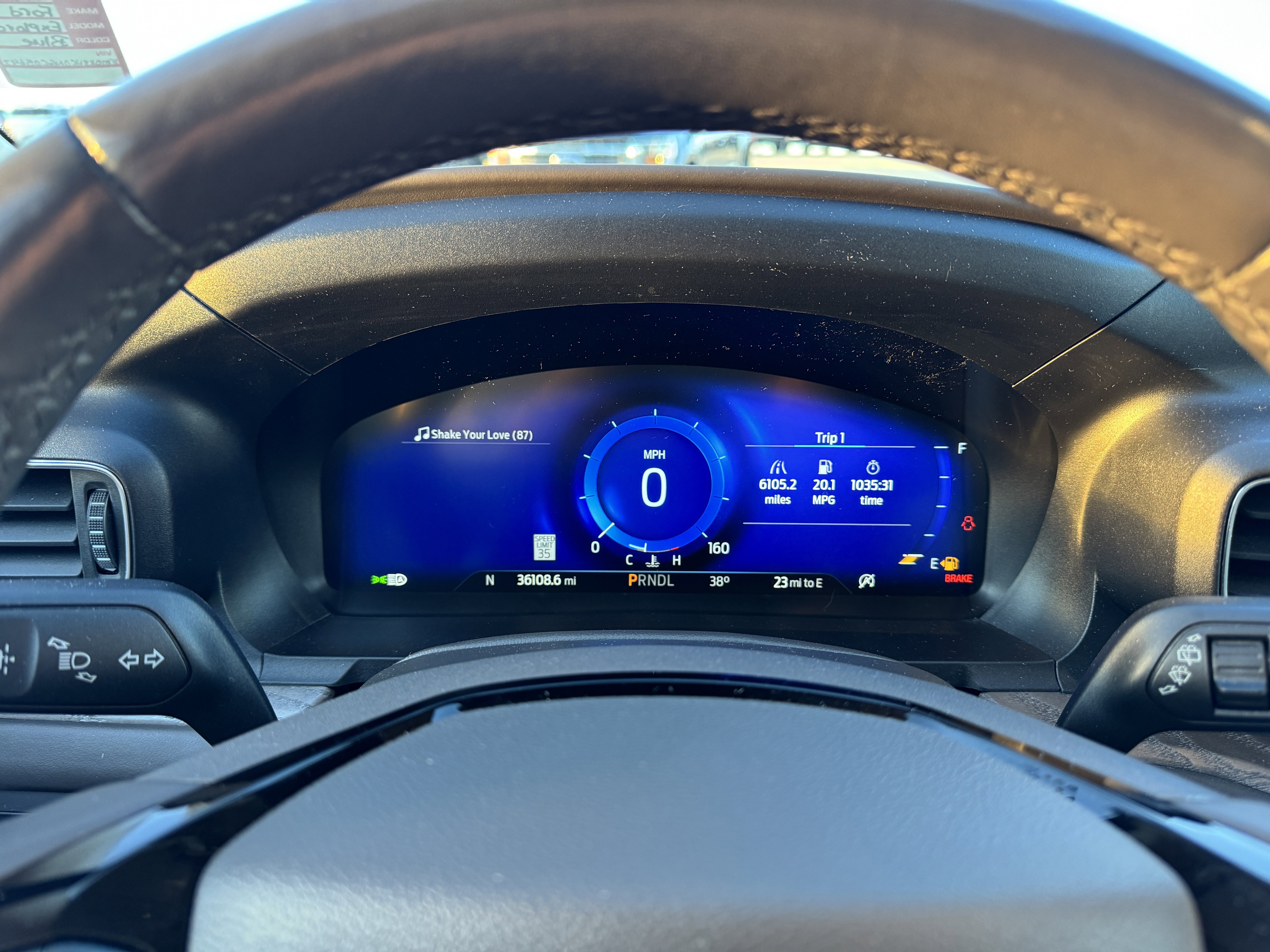 Certified 2022 Ford Explorer Platinum w/ Equipment Group 601A image 18