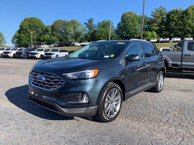 Certified 2023 Ford Edge Titanium AWD/4WD image 4