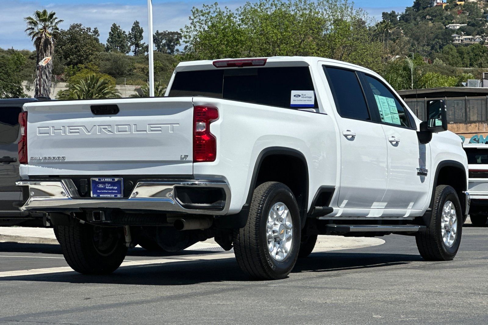 Used 2025 Chevrolet Silverado 2500 LT w/ Texas Edition AWD/4WD image 3