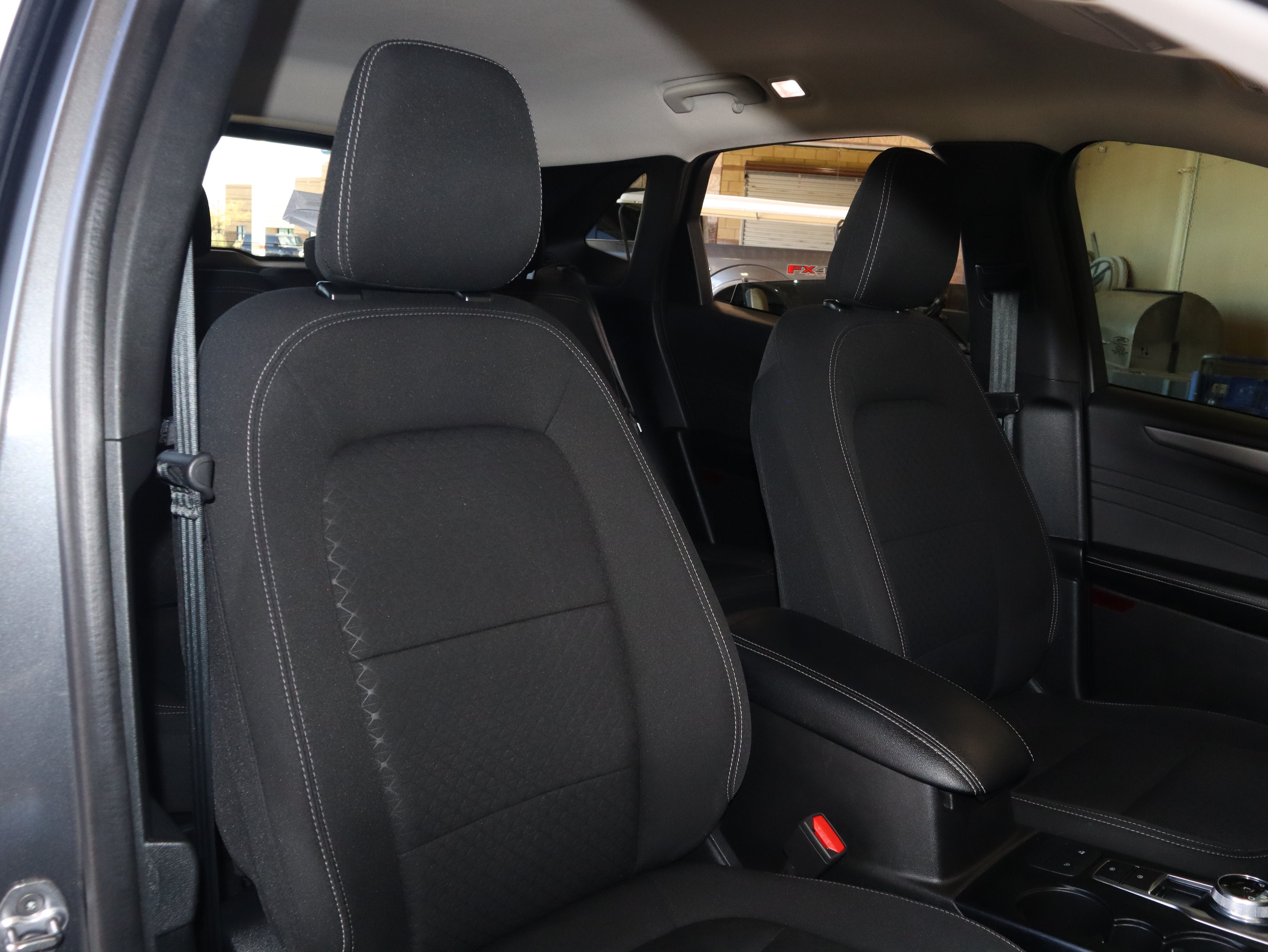 Certified 2024 Ford Escape Active AWD/4WD image 40