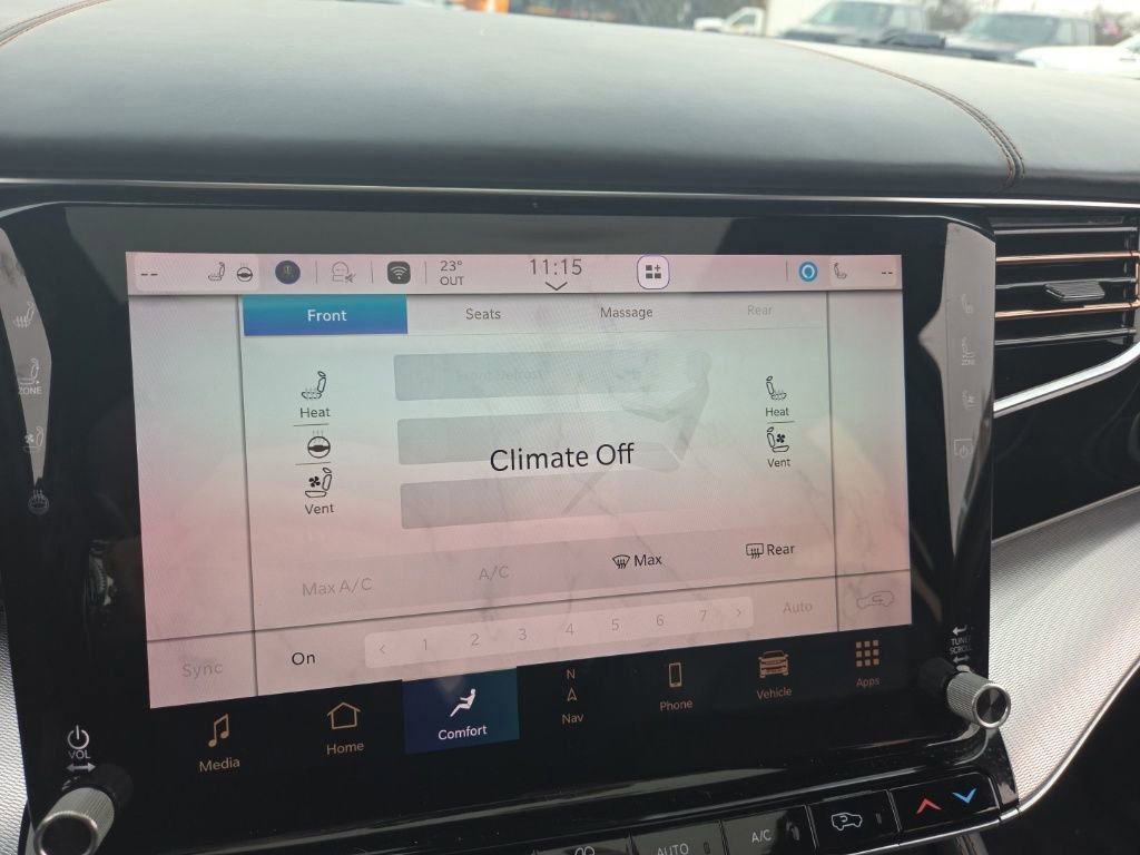 Used 2022 Jeep Grand Wagoneer Series III w/ Rear Seat Video Group 1 image 29