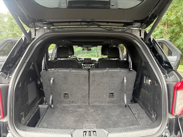 Certified 2023 Ford Explorer ST-Line w/ Class IV Trailer Tow Package AWD/4WD image 32