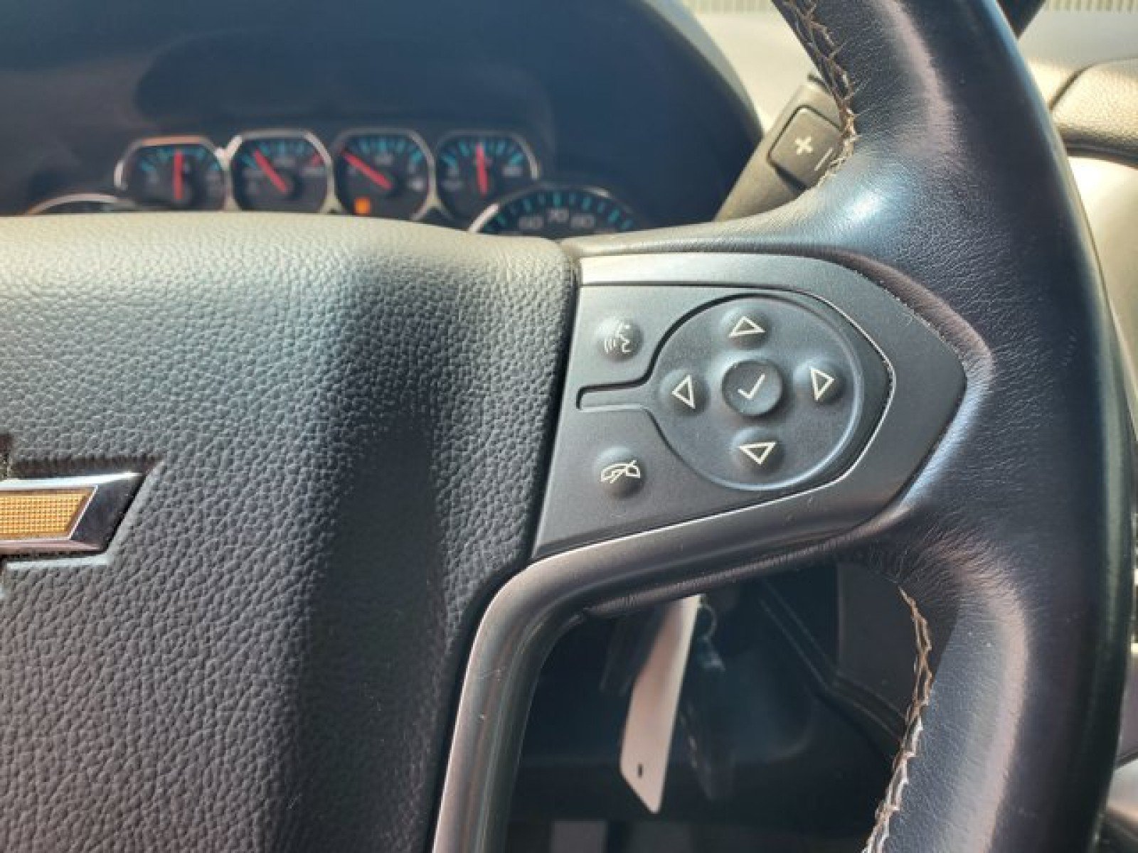 Used 2020 Chevrolet Tahoe LS AWD/4WD image 18
