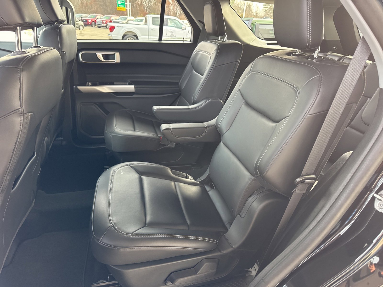 Certified 2023 Ford Explorer XLT w/ Equipment Group 202A image 34