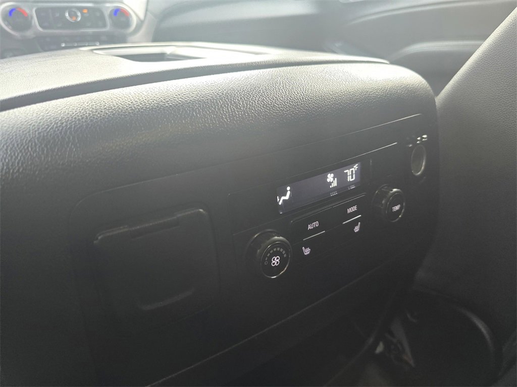 Used 2020 GMC Yukon XL SLT image 28