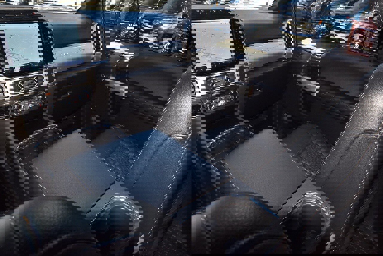 Certified 2022 Ford F250 Lariat w/ Lariat Ultimate Package image 18