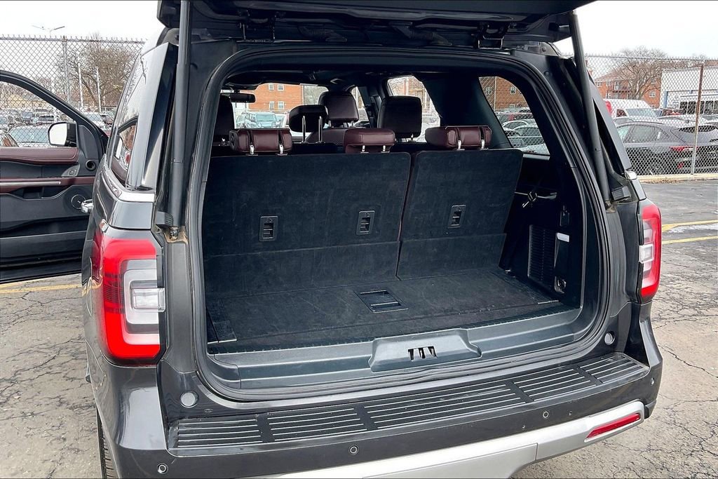 Certified 2024 Ford Expedition Limited image 28