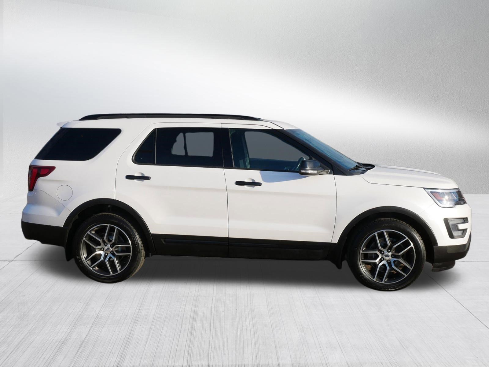 Certified 2017 Ford Explorer Sport w/ Equipment Group 401A image 7