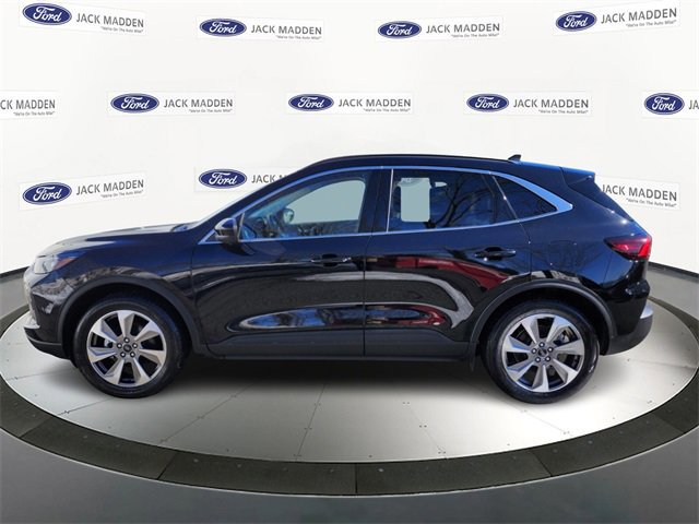 Certified 2025 Ford Escape Platinum w/ Premium Technology Package image 6