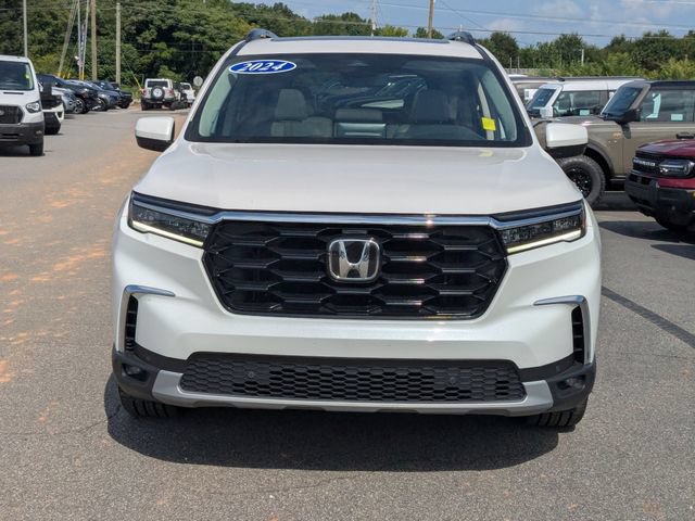 Used 2024 Honda Pilot Touring image 8