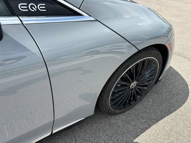 Used 2023 Mercedes-Benz EQE 500 4MATIC Sedan image 7