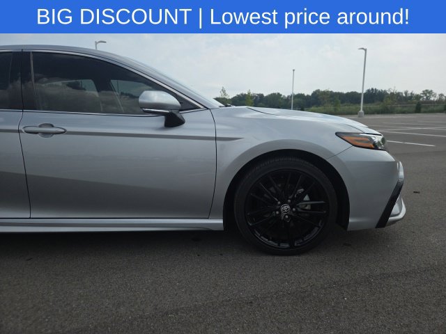 Used 2024 Toyota Camry XSE FWD image 5