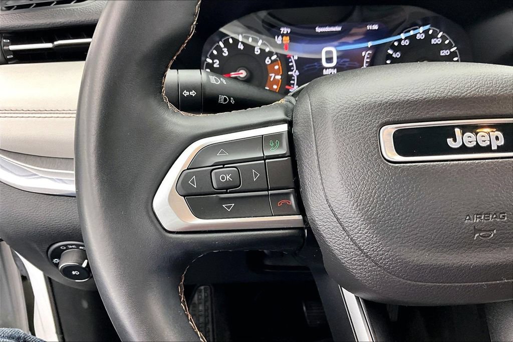 Used 2022 Jeep Compass Limited AWD/4WD image 18