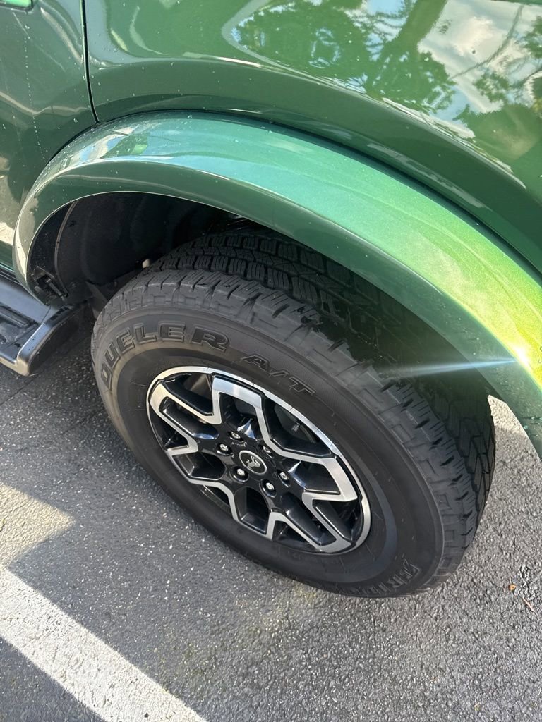 Certified 2025 Ford Bronco Outer Banks AWD/4WD image 9