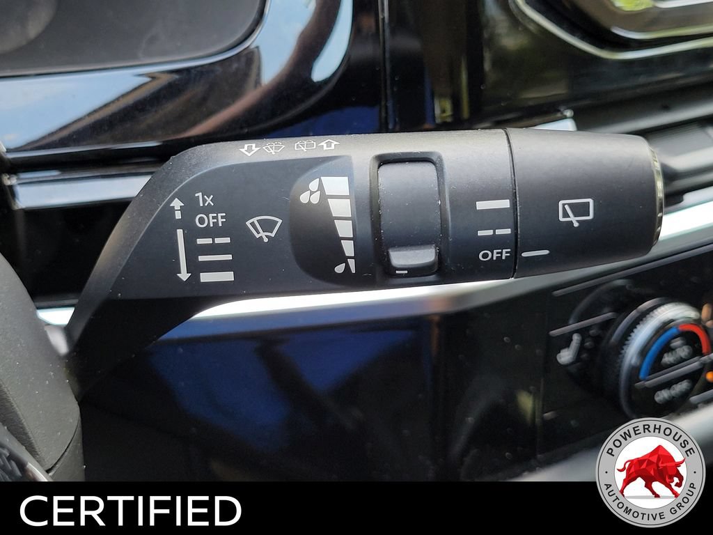 Used 2022 Nissan Pathfinder SV AWD/4WD image 30