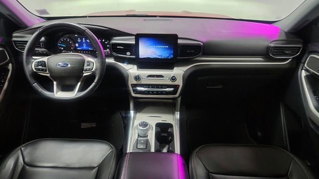 Certified 2022 Ford Explorer XLT w/ Equipment Group 202A image 19