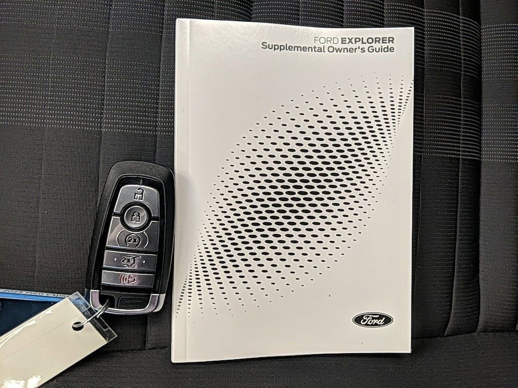 Certified 2025 Ford Explorer ST-Line w/ Premium Package image 30