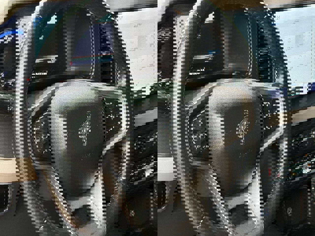 Certified 2023 Ford Bronco Wildtrak image 12