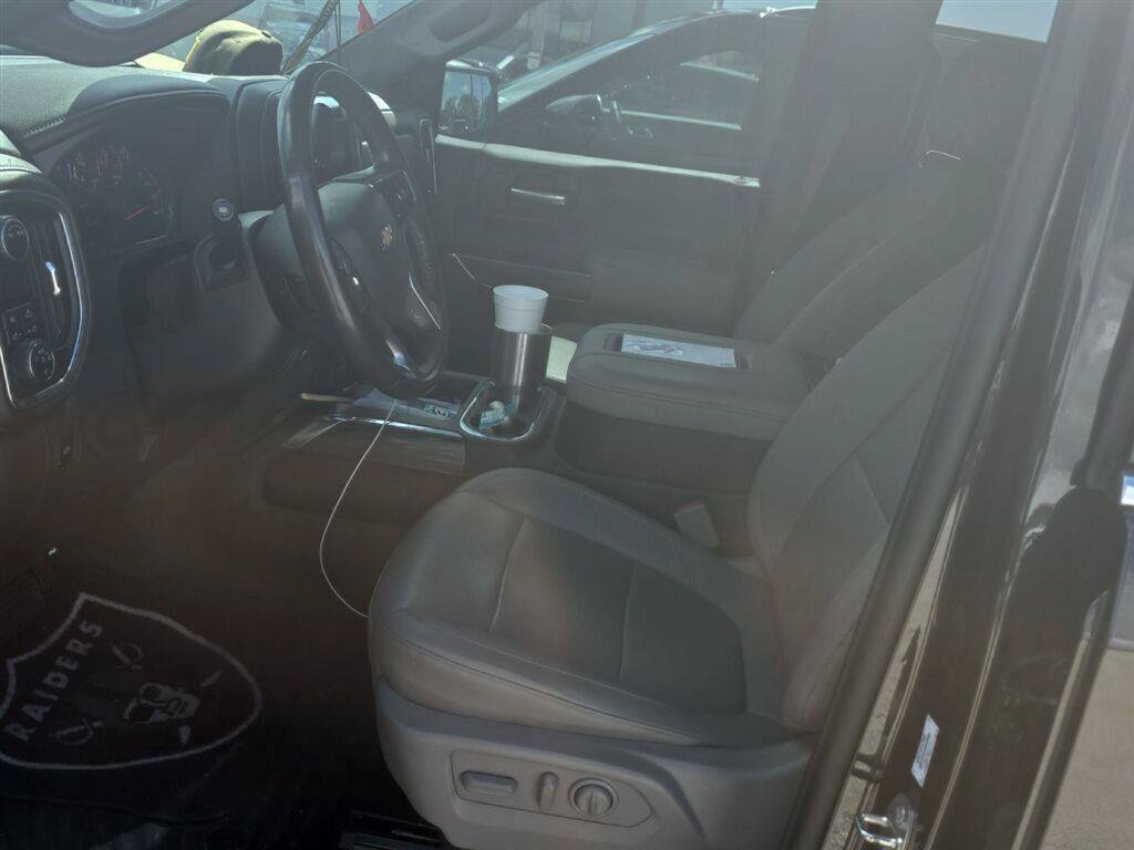 Used 2021 Chevrolet Silverado 1500 LTZ w/ Safety Package II RWD image 5