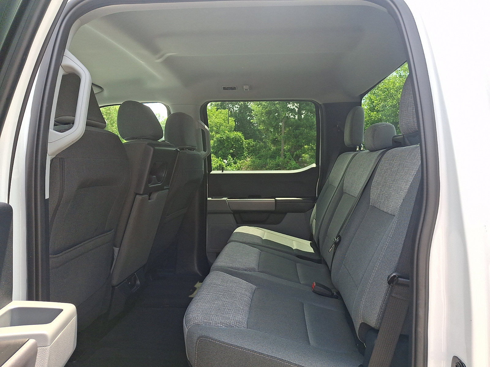 Certified 2025 Ford F250 XLT AWD/4WD image 11