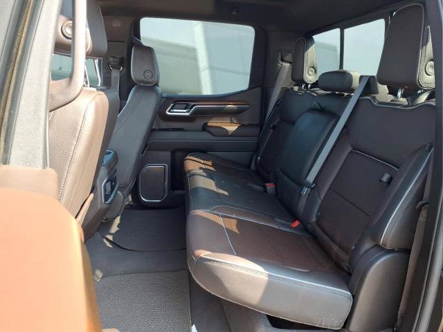 Used 2025 GMC Sierra 1500 Denali w/ Denali Reserve Package AWD/4WD image 15