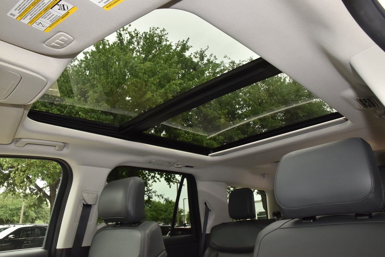Certified 2025 Ford Expedition Active AWD/4WD image 34