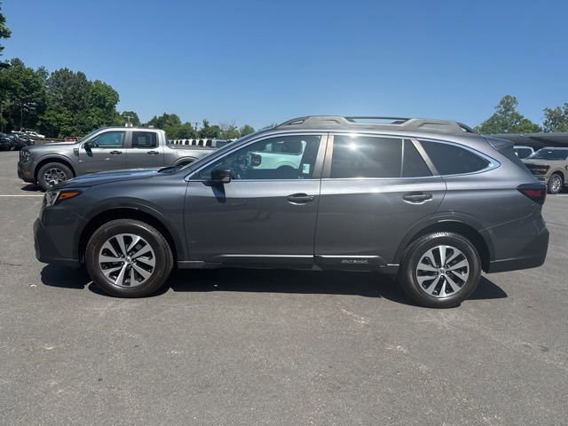 Used 2020 Subaru Outback Premium AWD/4WD image 2