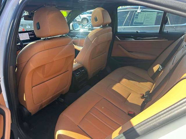 Used 2023 BMW 530i xDrive w/ Convenience Package AWD/4WD image 10