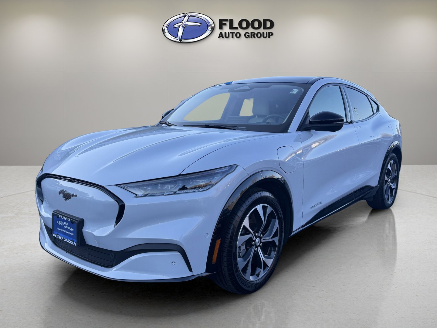 Certified 2021 Ford Mustang Mach-E Premium AWD/4WD image 3