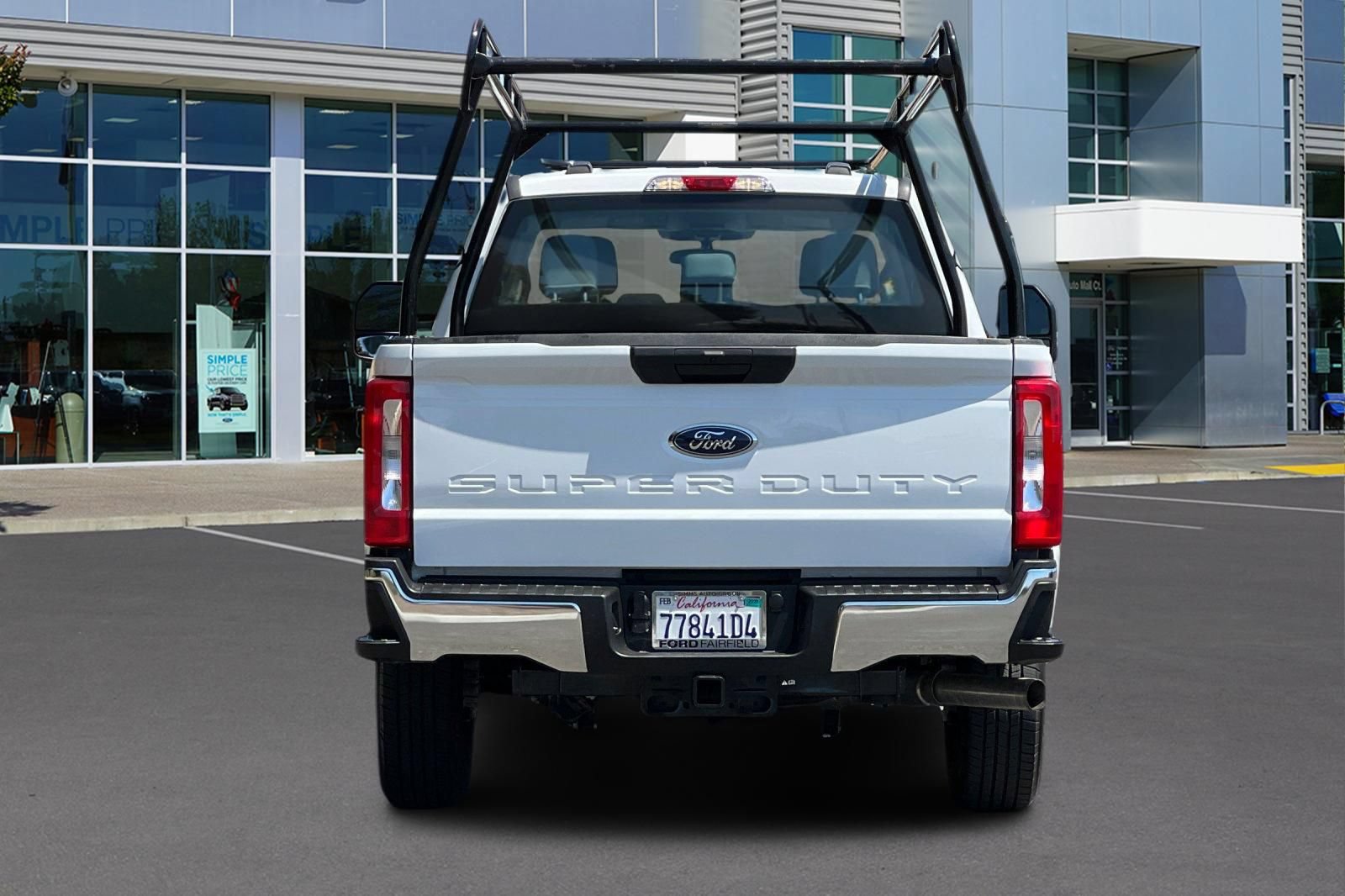 Certified 2024 Ford F250 XL w/ XL Chrome Package RWD image 9
