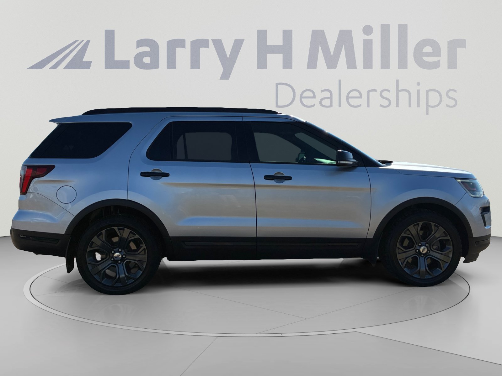 Certified 2018 Ford Explorer Sport w/ Equipment Group 401A AWD/4WD image 6