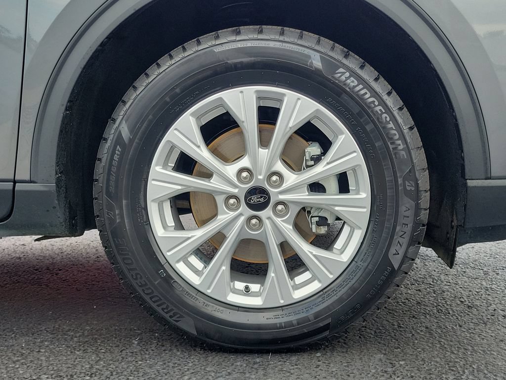 Certified 2025 Ford Escape Active AWD/4WD image 9
