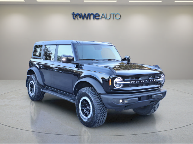 Certified 2022 Ford Bronco Outer Banks w/ Sasquatch Package AWD/4WD image 10