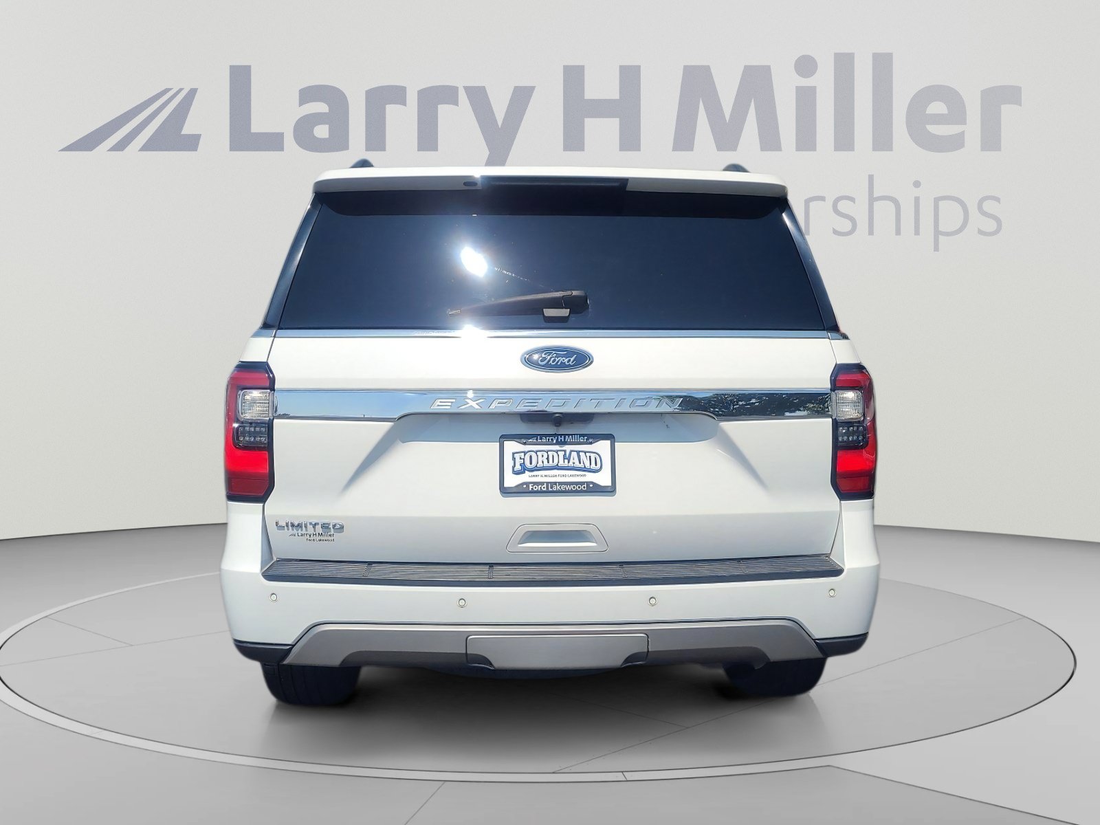 Certified 2021 Ford Expedition Limited AWD/4WD image 4
