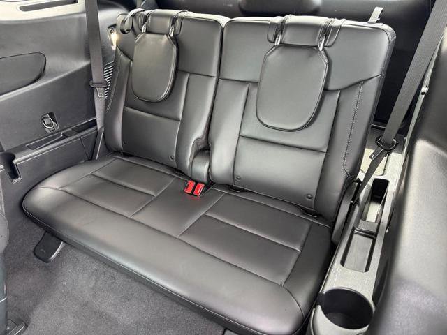 Certified 2023 Ford Explorer XLT w/ Equipment Group 202A image 11